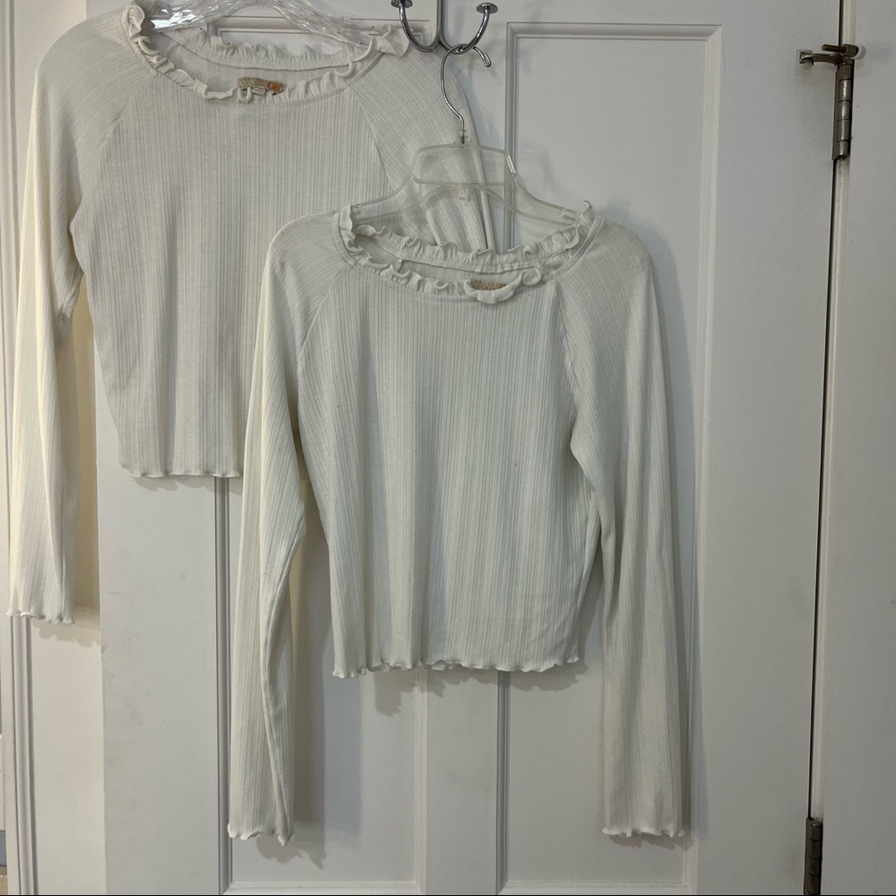 GB white long sleeve tight fitting top